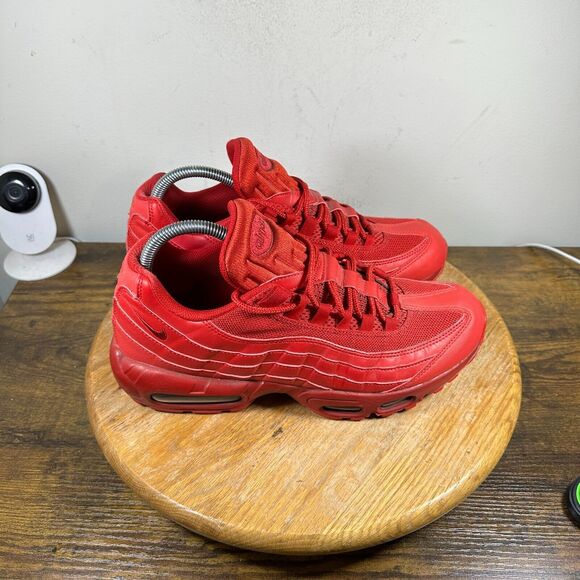 Nike Air Max 95‎ Essential Varsity Triple Red Men's Size 9.5 Shoe CQ9969-600
